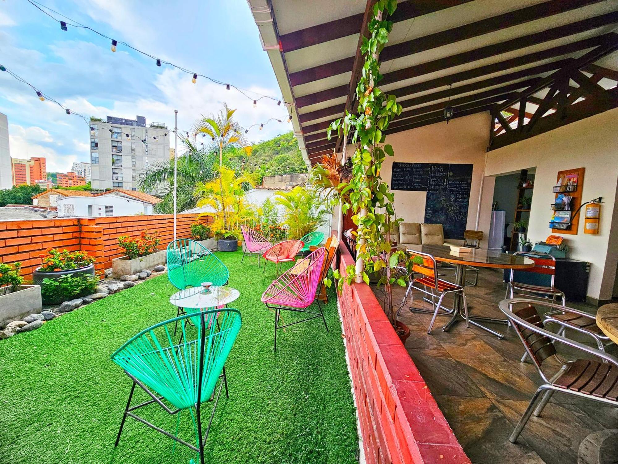 Roof Hostel Cali Exterior foto